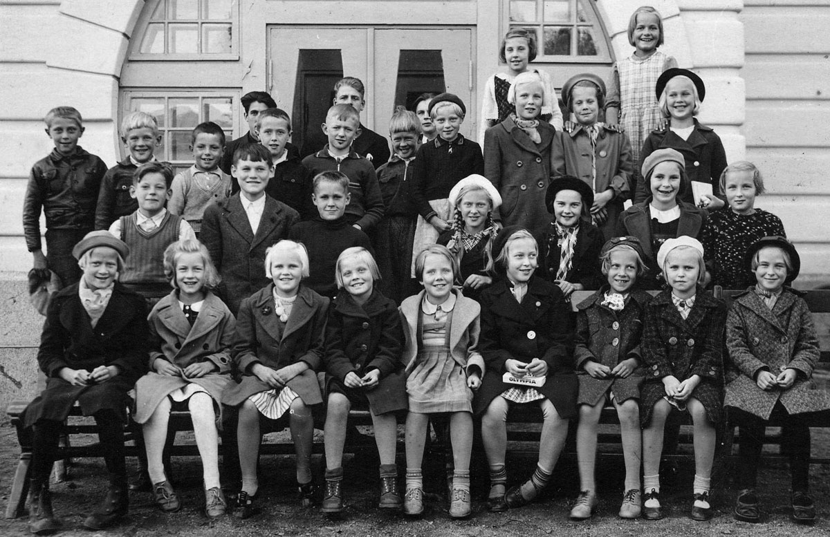 Normalskolans klass 3 och 4 1940—41