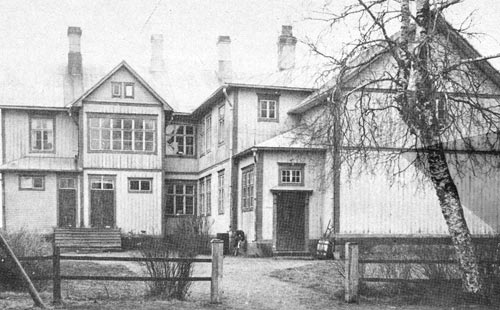 Den andra folkskolan ar 1924 något ombyggd på bilden.
