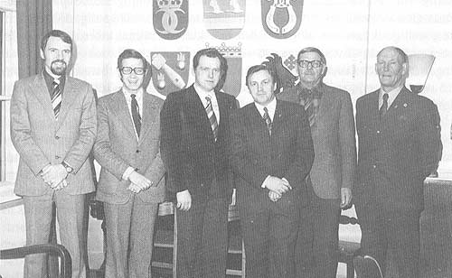 Stadsstyrelsen 1974, den sista i den gamla stamstaden, bestod av fr. v. Bengt Kummel, Ulric Nyman, Lars Sjöholm, Börje Nygård, Paavo Hauta-aho och Wäinö Kivinen. 