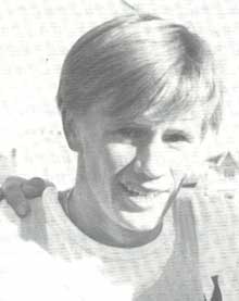 Bjarne Östman kom mycket tidigt med i NIK:s verksamhet. Under många juniorår var han klubbens etta, så kom en period då han tog del i knatteträningen och efter läkarutbildningen blev han ÖID-friidrottarens egen läkare.